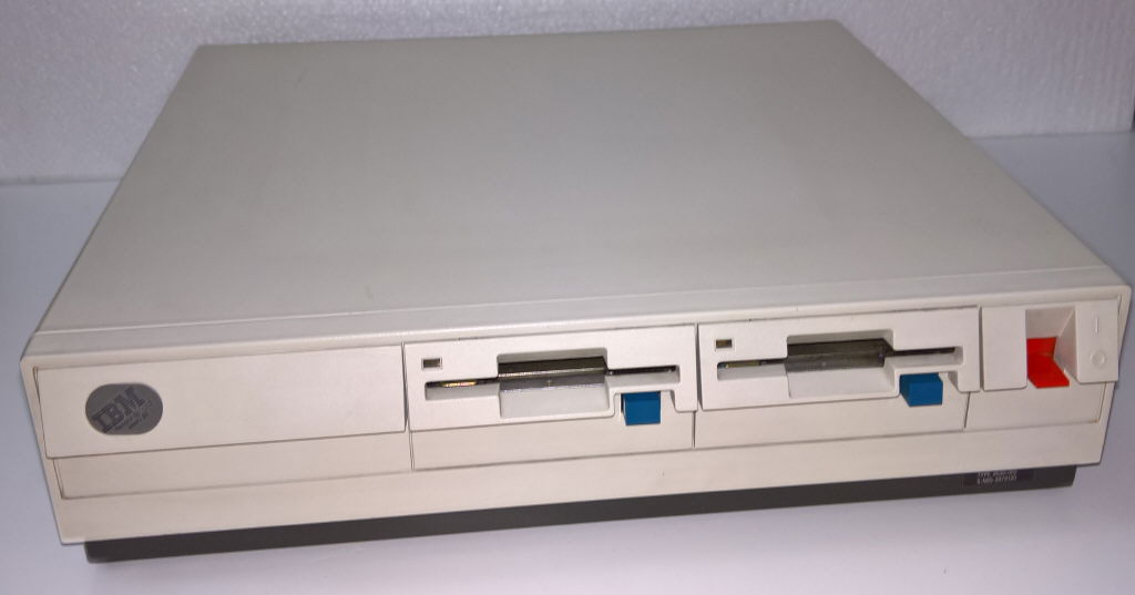 IBM PS/2 M30 Front