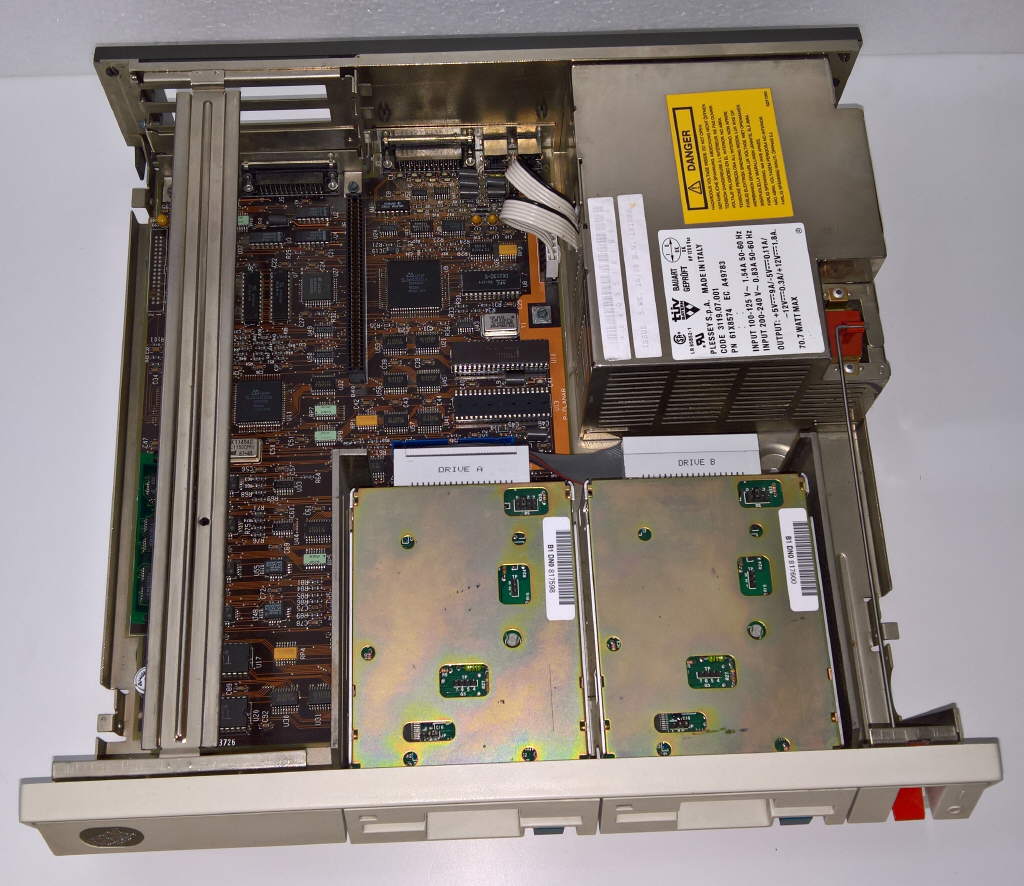 IBM PS/2 M30 Inside