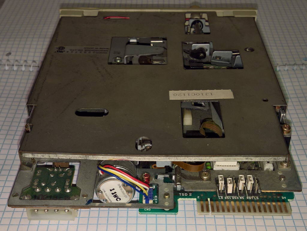 5.25 floppy drive back